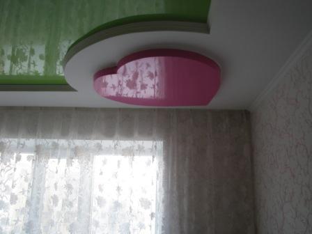 детская комната, г. Кокшетау (сердечко выполнено из натяжного потолка и светится изнутри)